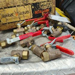 Brass Shut Off Valves