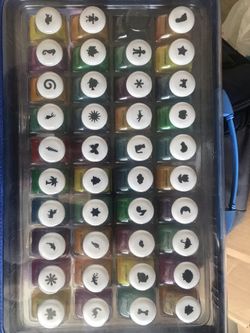 Cutting edge hole punch/ puncher