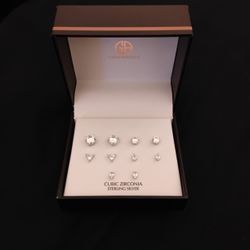 Diamond Earrings 