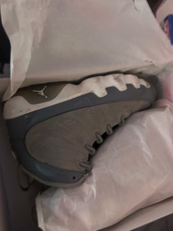 2 pairs of Jordan 9