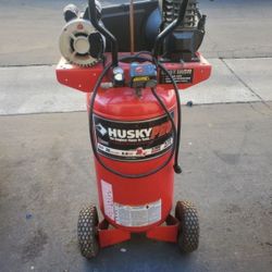 Husky 26 gallon air compressor
