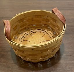Longaberger Small Berry Basket with Leather Handles