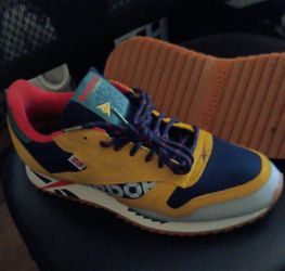 Reebok Men Shoes