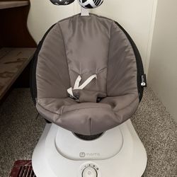 Momaroo Baby Rocker 