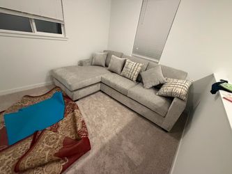 Gray Fabric Sectional Sofa with Chaise🛋️Comfy - Brand NEW - Other Colors Available 🎨