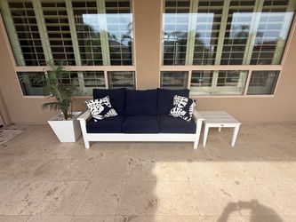 Poly wood outdoor sofa side table and planter