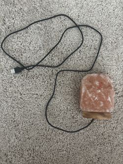 Himalayan salt lamp