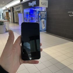 ***Iphon…XR…(64)…Gb…Facktory Unlock***