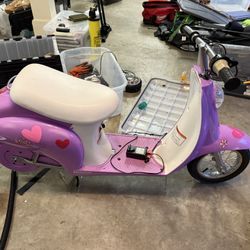 Razor Moped 
