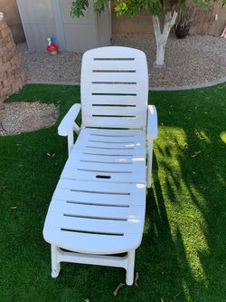 Adjustable Lounge Chair