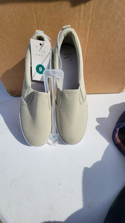 Womens Size 9 Shoes NEW WITH TAGS