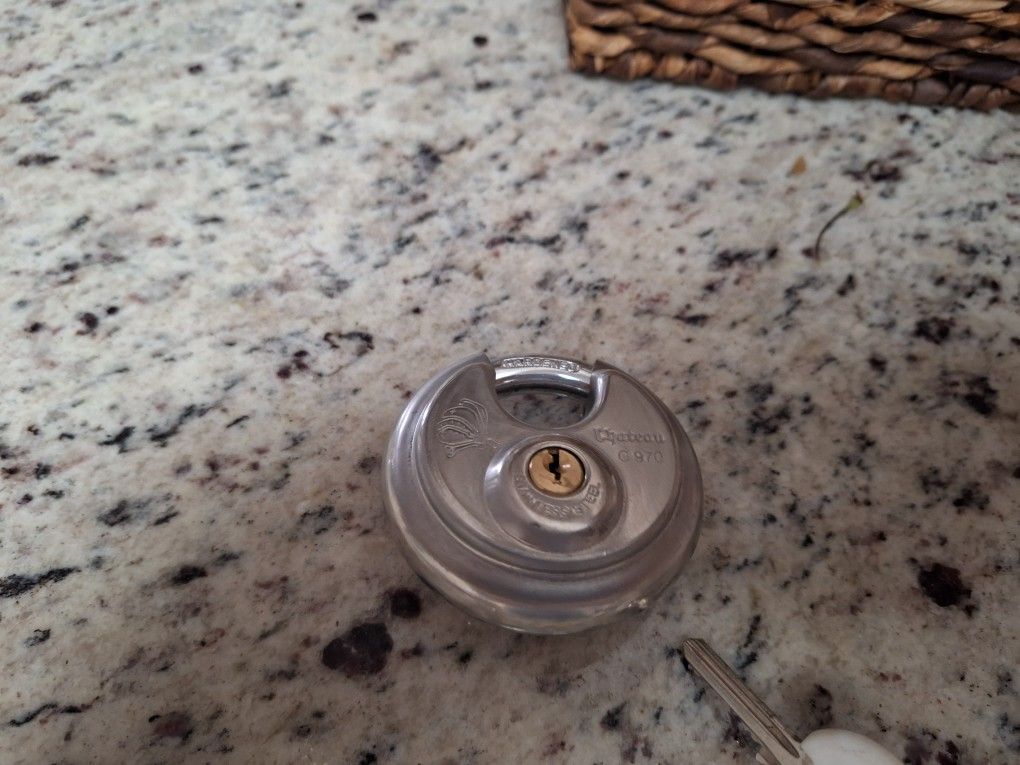 Padlock With 3 Keys