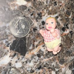 Adorable VINTAGE 2” Mattel tiny Barbie baby doll 