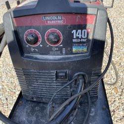Lincoln Electric Welder 140 MiG 
