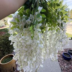 White Wisteria Drop Flower Bundle – 100 Stems with Cascading Vines (Used for Wedding)