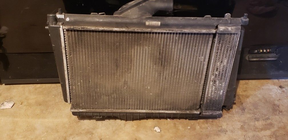 Volvo V40 Radiator