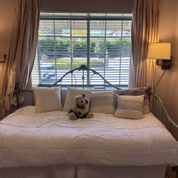 Twin Set Daybed (2 Beds)