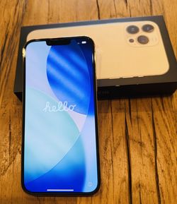Apple iPhone 13 Pro Max 256GB Gold – Unlocked – Mint Condition