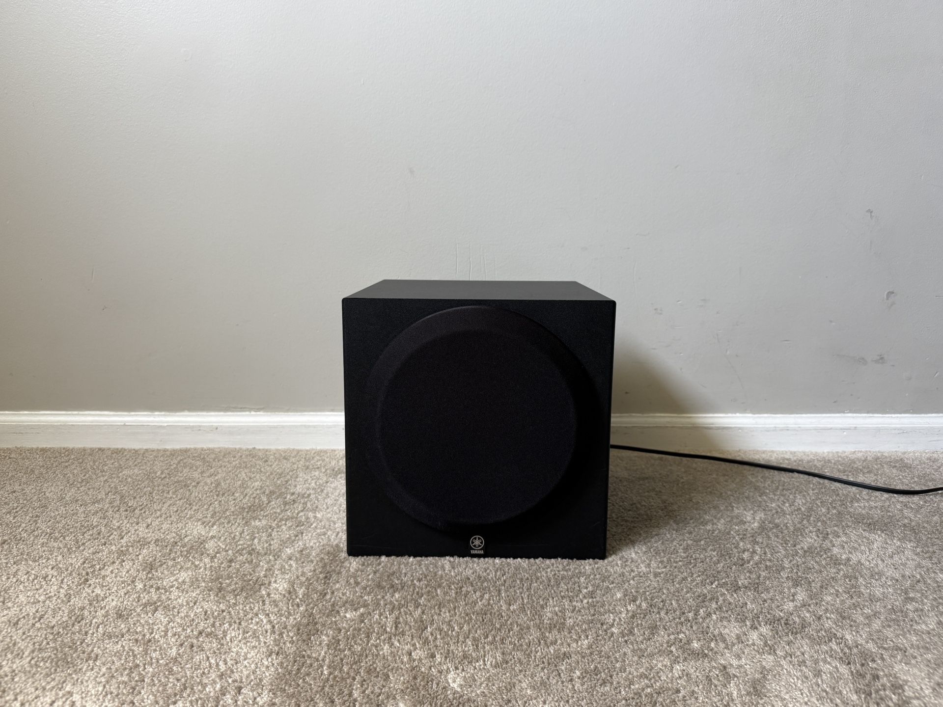 Yamaha YST-SW012 Home Theater Powered Active Subwoofer