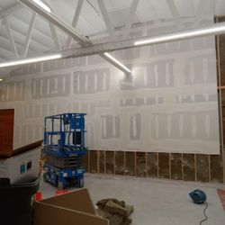 Drywall Hanger