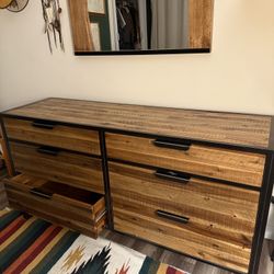 Jaxon 6 Drawer MCM Dresser - Great Condition 