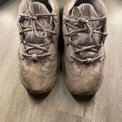 Adidas Yeezy 500 “Taupe”