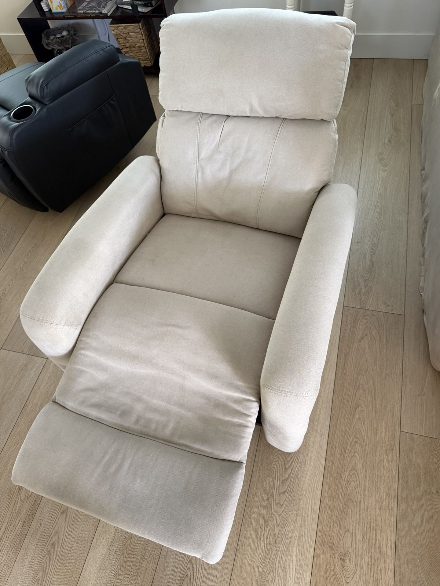 Recliner Chair
