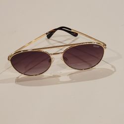 Women's Quay Easily Amused Sunglasses 1212 Gold tone metal frame. 
Pre-owned, perfect shape, no scratches.  It is 60x20x145.