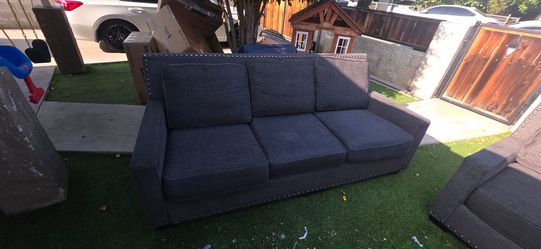 Free couches
