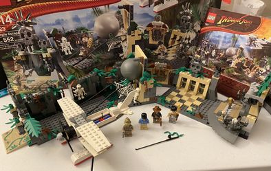 Lego Indiana Jones Set#7623 Temple Escape for Sale in Gilbert, AZ - OfferUp