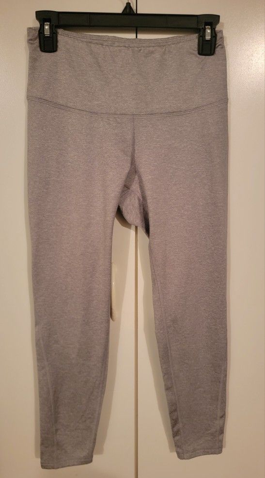 Women's Old Navy Active Light Gray Leggings Size Medium Petite