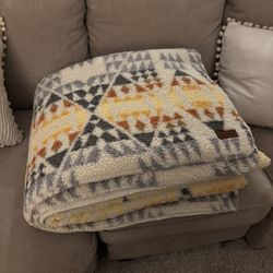Pendleton Queen Size Blanket