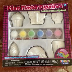 NEW Create N Grow Paint Plaster Figurine Kit 