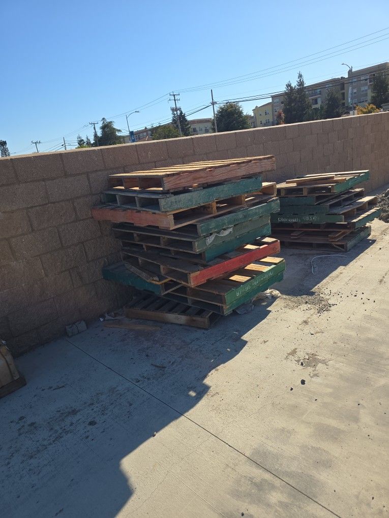 Free Pallets