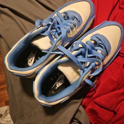 air max shoes size 10 Lightly used 