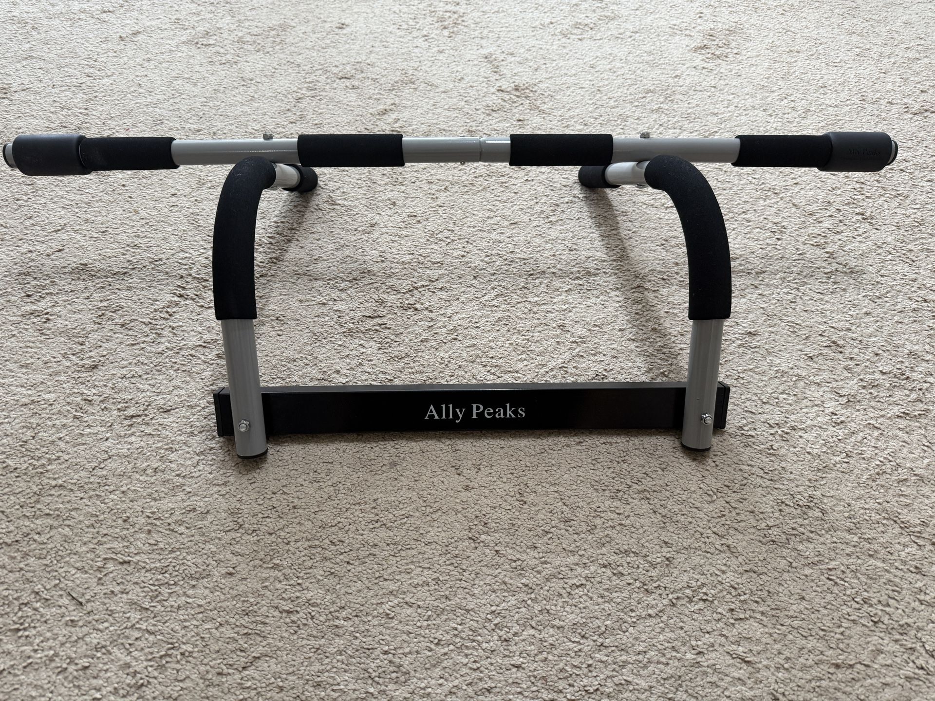 Pull Up Bar