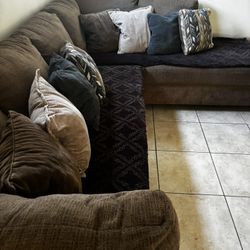 Couch Sectional 