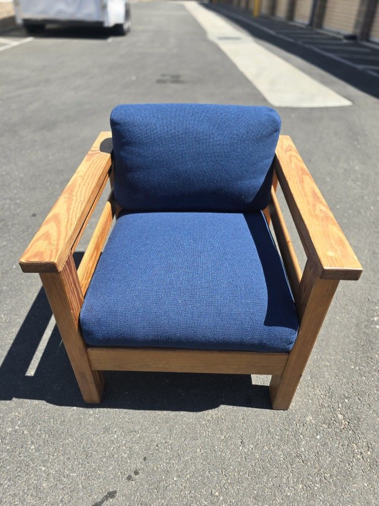 Individual sofa chair/ sillon Individual