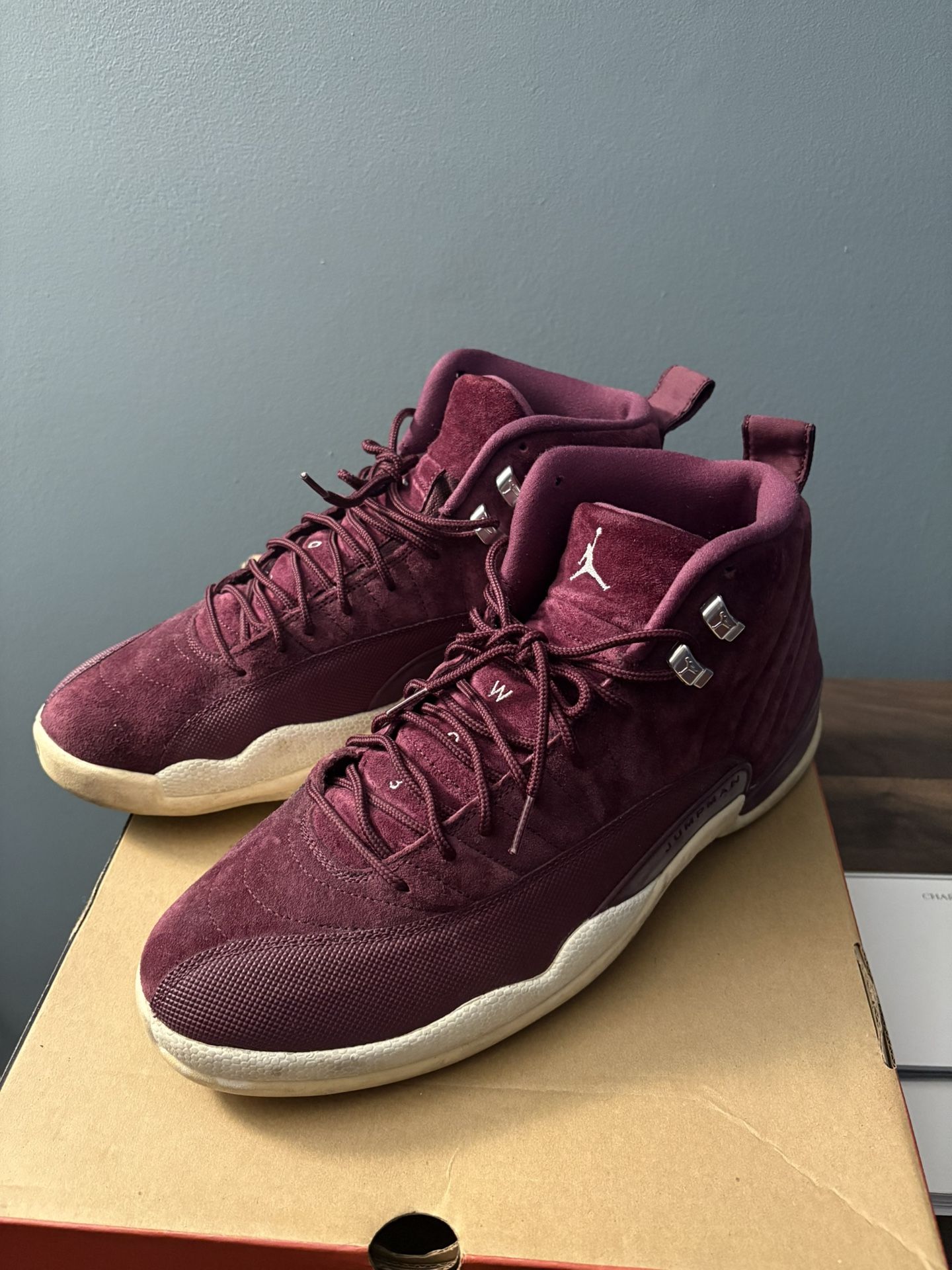 JORDAN 12 RETRO BORDEAUX