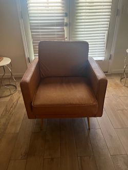 Cognac Accent Chair