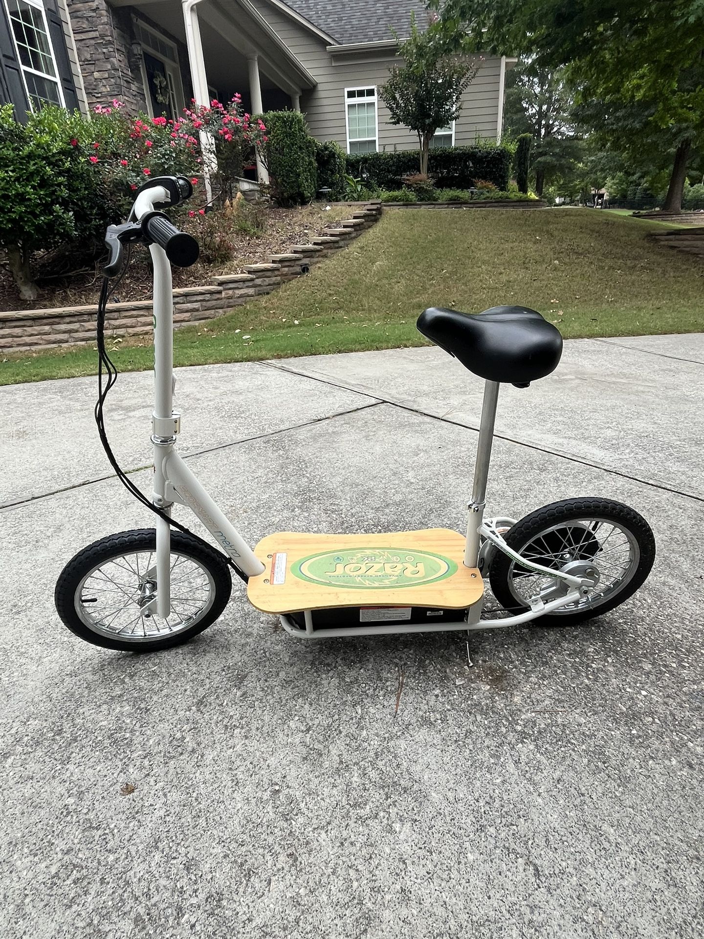 Razor EcoSmart Metro Seated Electric Scooter