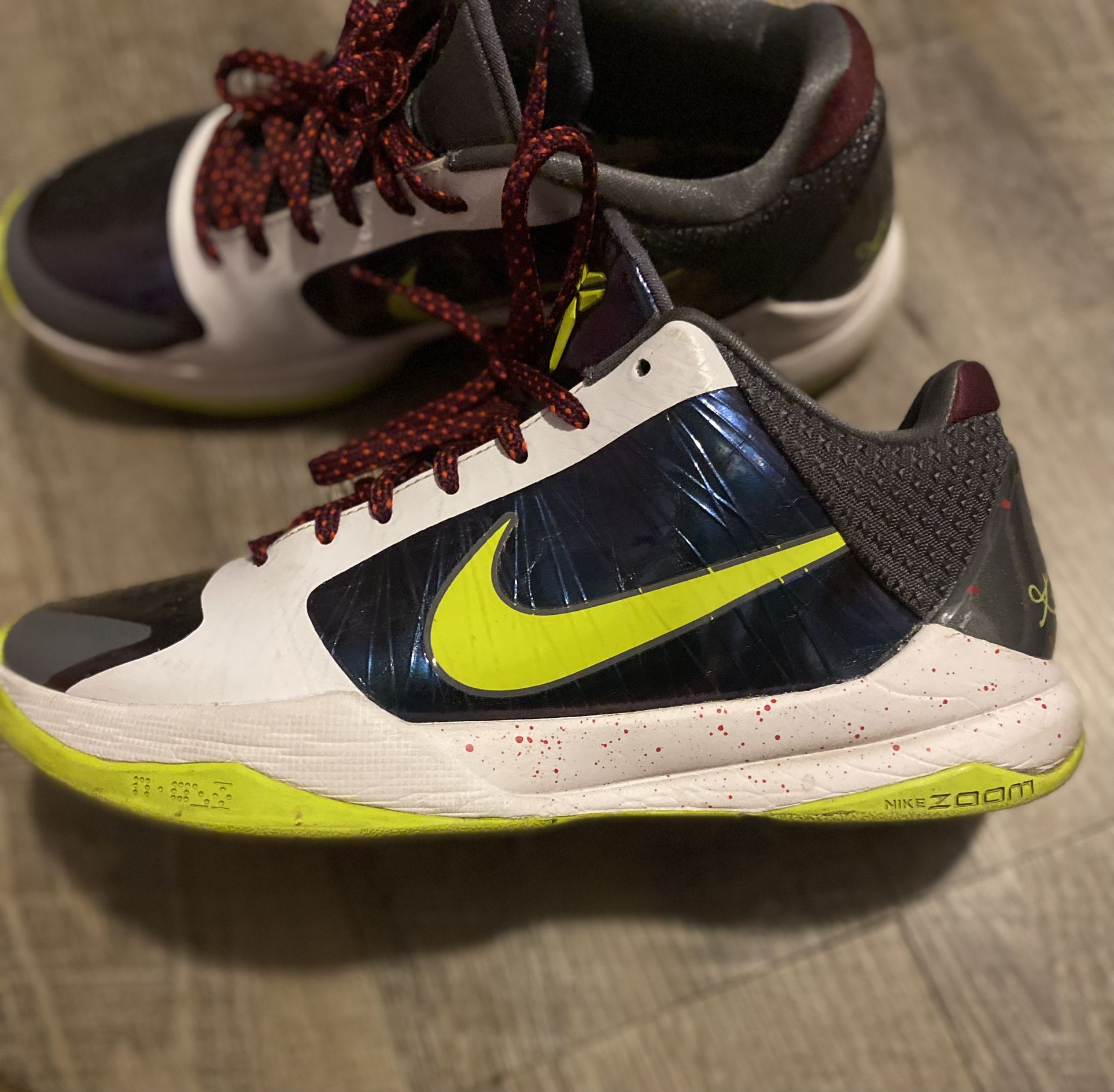 Kobe V Chaos Protro