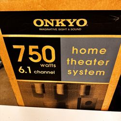 Home Theater System - Onkyo 6.1 750 W