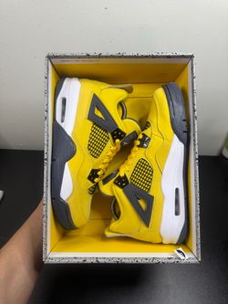 Jordan 4 Lightning 7Y Used With Original Box