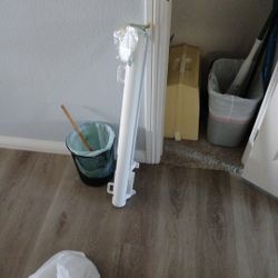 Retractable Security Fence