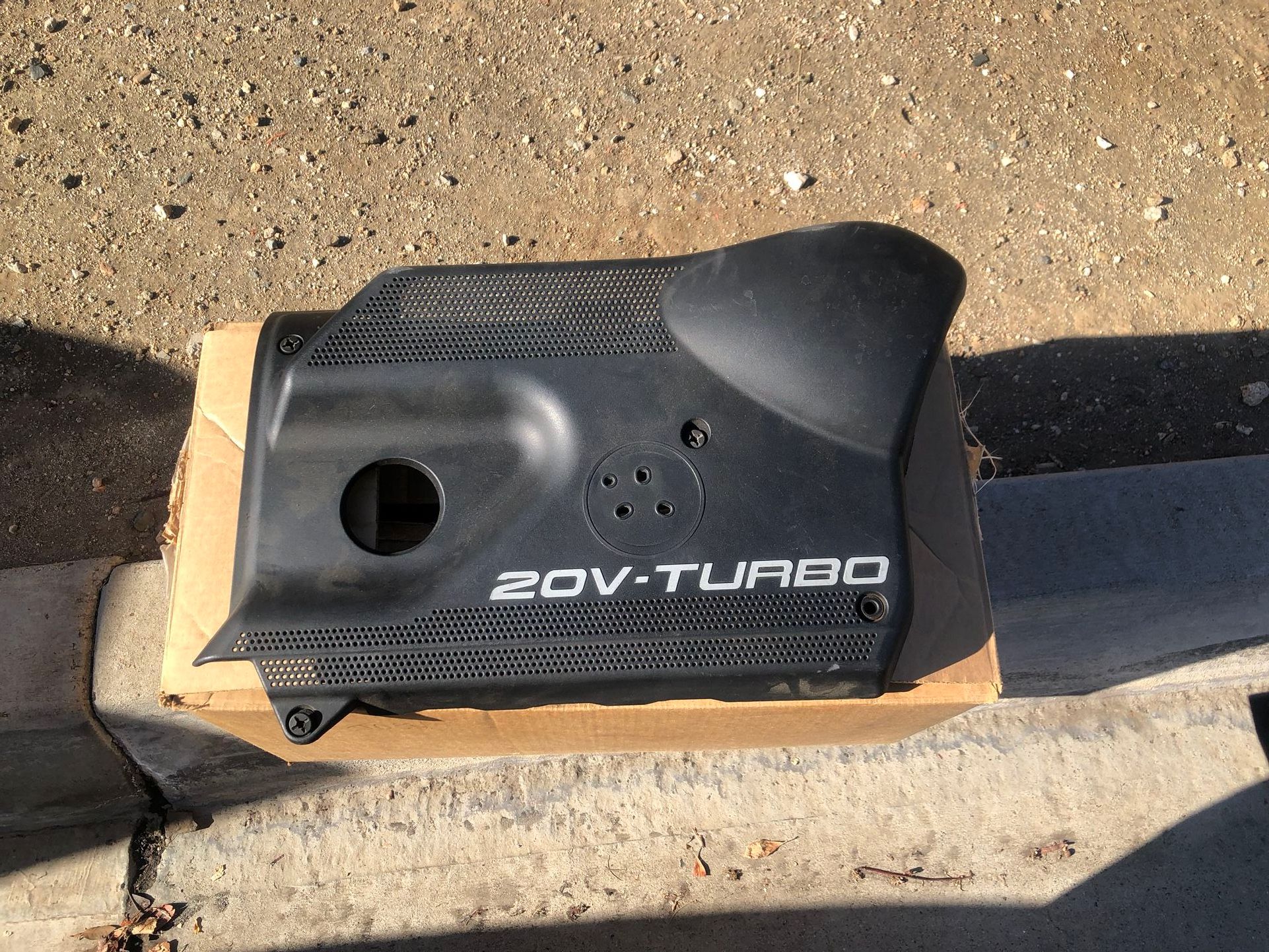 Volkswagen engine cover