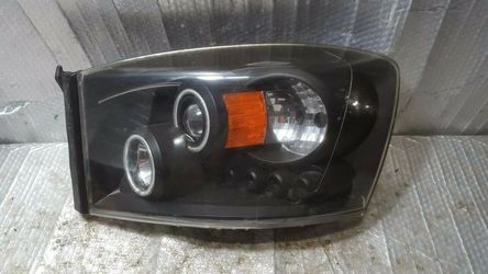 06 07 08 09 DODGE RAM 1500 2500 3500 LEFT DRIVER HEADLIGHT HEAD LIGHT LAMP OEM
