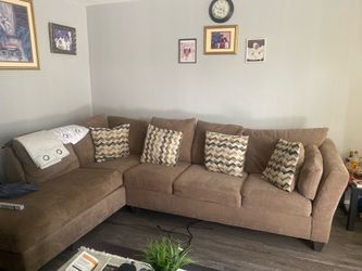 Sectional couch