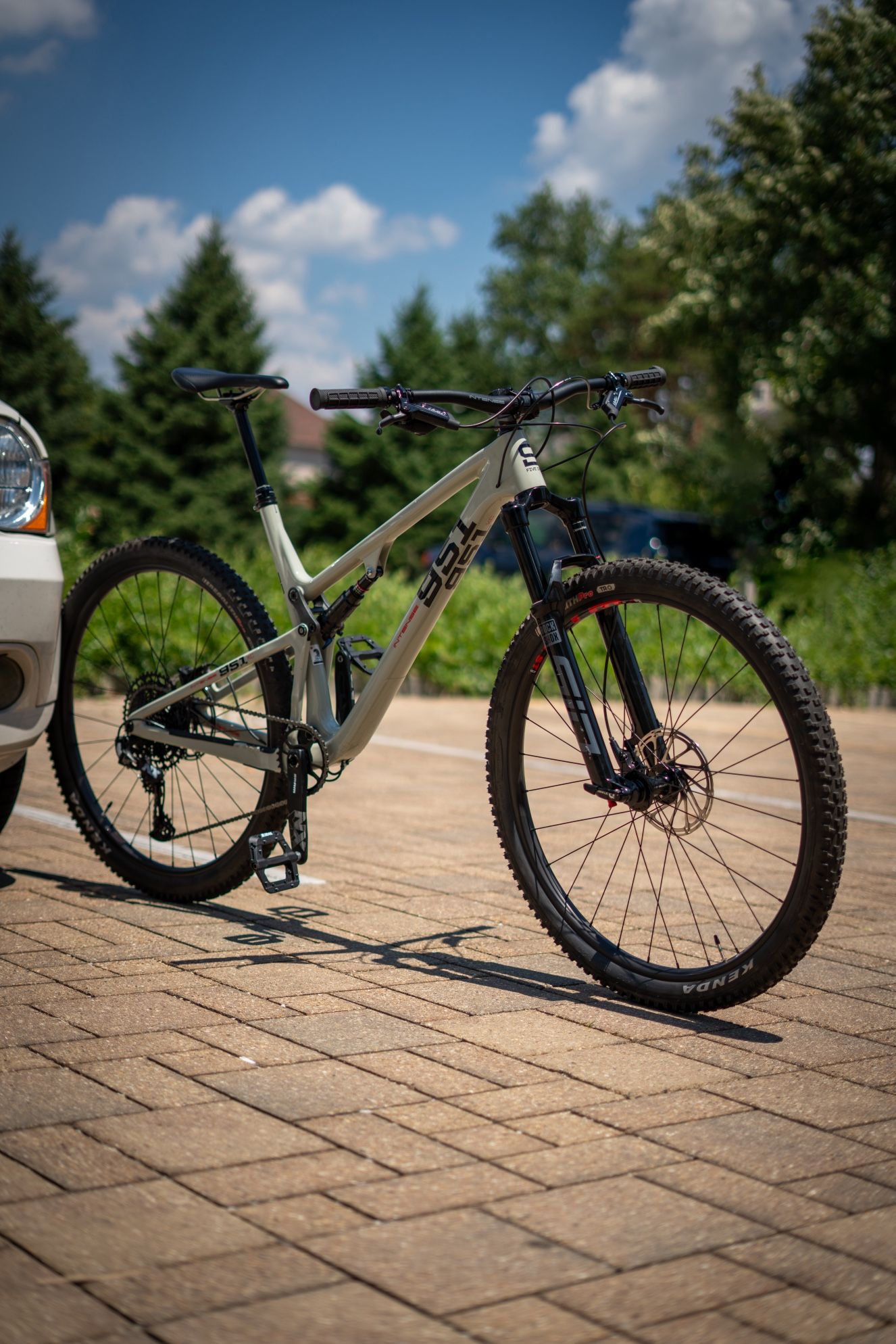 Intense Full Suspension Carbon Fiber Mountain Bike
