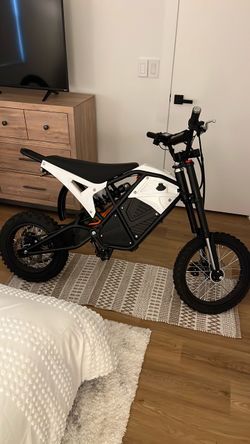 Eskute Nova Mini Electric Dirt Bike — Great Condition!